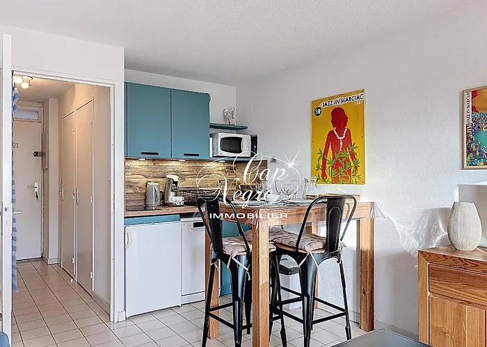 3 Personnes Classe 2 Etoiles Avec Terrasse A 500m De La Cavaliere アパート